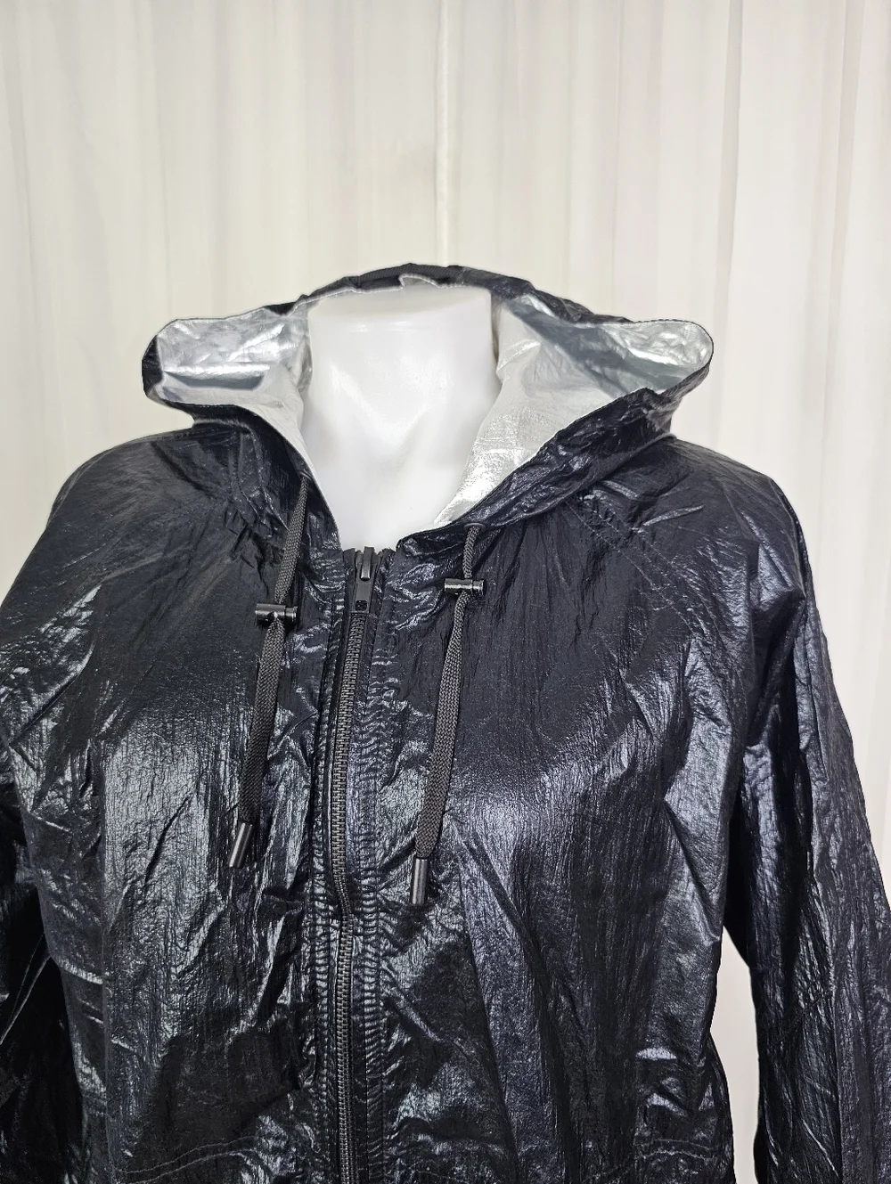 Blank NYC Reversible Shiny Silver Black Metallic Jacket Windbreaker Hood Medium